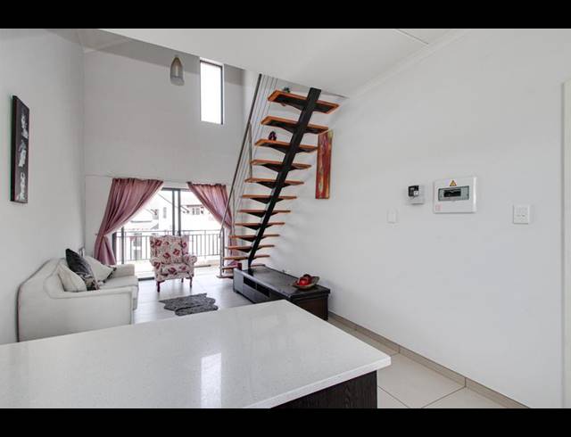 2 BEDROOM APARTMENT FOR SALE IN FOURWAYS